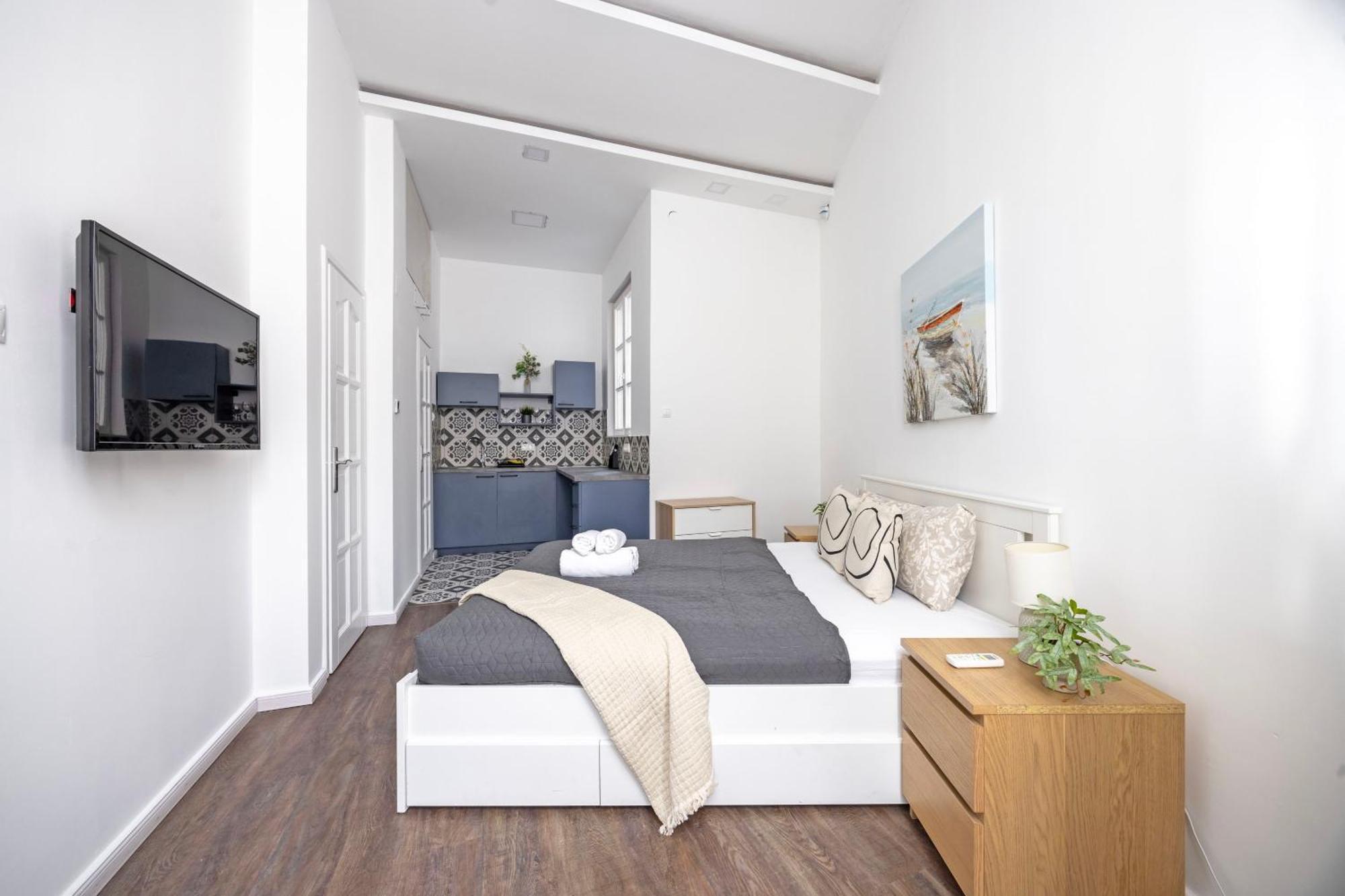 Apartment Exclusive & Grand Next To The Fashion St'
